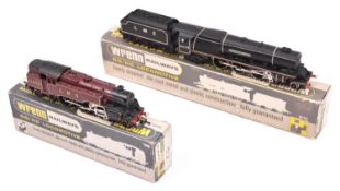 2 Wrenn Locomotives. A Duchess Class LMS 4-6-2 tender locomotive Duchess of Hamilton RN6229 (