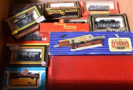 20x OO gauge items of rolling stock by Hornby Dublo, Hornby Railways, Mainline, etc. Including 2x