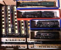 Quantity of OO railway. 4 Hornby locomotives-3 Dublo - BR Class 8F 2-8-0 tender locomotive, RN 48073