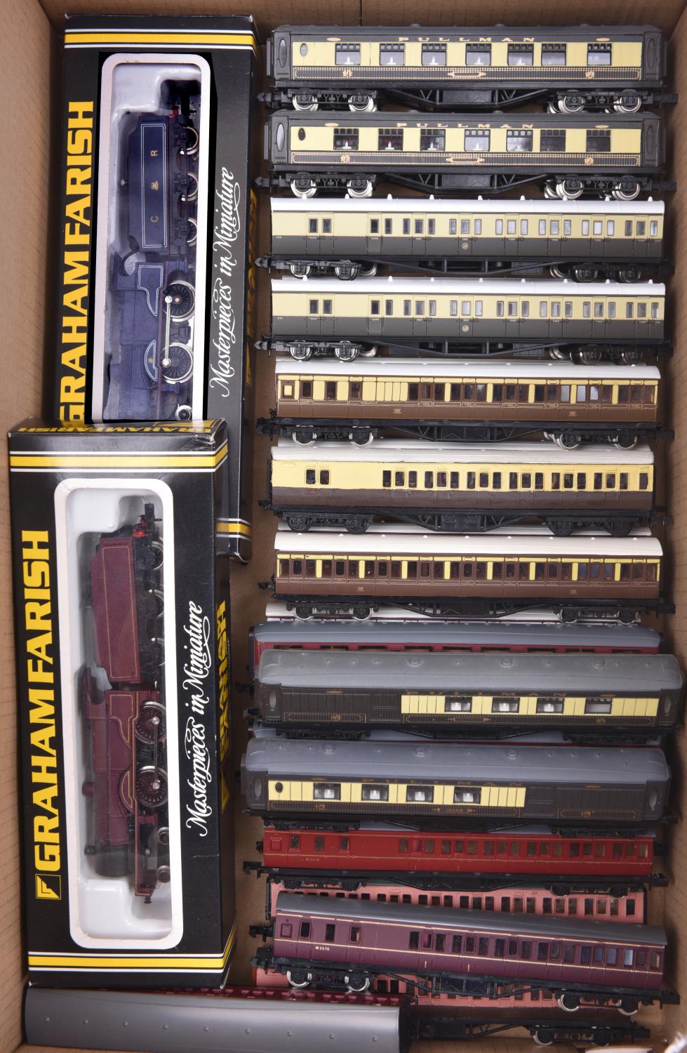 A quantity of Graham Farish, Trix etc N gauge railway. A Caledonian Railway 4-4-0 tender