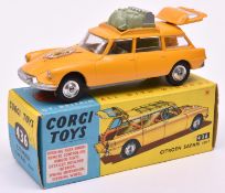 Corgi Toys Citroen Safari ID19 (436). An example in yellow with light brown interior, 'Wild Life
