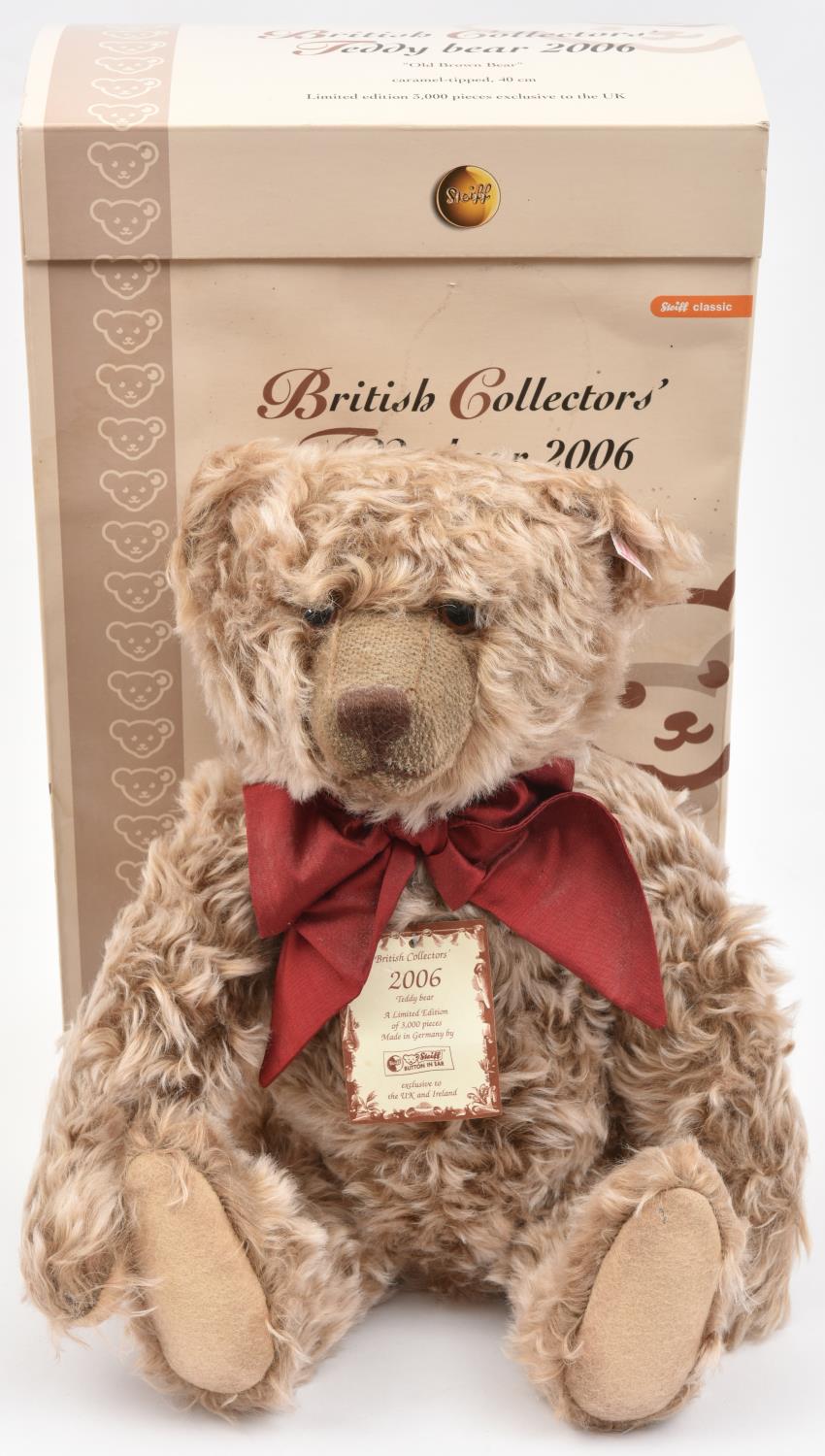 3 Steiff British Collector's 1995 Teddy Bear Brown Tipped 35. (654404). Based on the 1920's patterns - Image 3 of 3