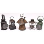 5x Railway lamps and parts. An unmarked black painted 4-aspect hand lamp (additional amber glass).