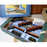 Hornby Dublo 3-rail Passenger Train Set EDP12. Comprising a BR 4-6-2 tender locomotive 'Duchess of