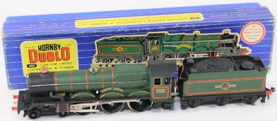 A rare Hornby Dublo 3-rail B.R. Castle Class 4-6-0 tender locomotive, Ludlow Castle (3221) RN 5002