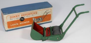 A Dinky Supertoys Lawn Mower (751). Boxed, minor wear. Mower VGC-Mint, minor age-related marking