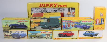 8 Atlas Dinky Toys. Simca 1500 (523). DS 19 Citroen (530). Break ID 19 Citroen (539). Opel Kadet (