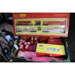 30x Hornby Dublo items in red striped boxes. Including 21x freight wagons; 2x coal wagons, 2x