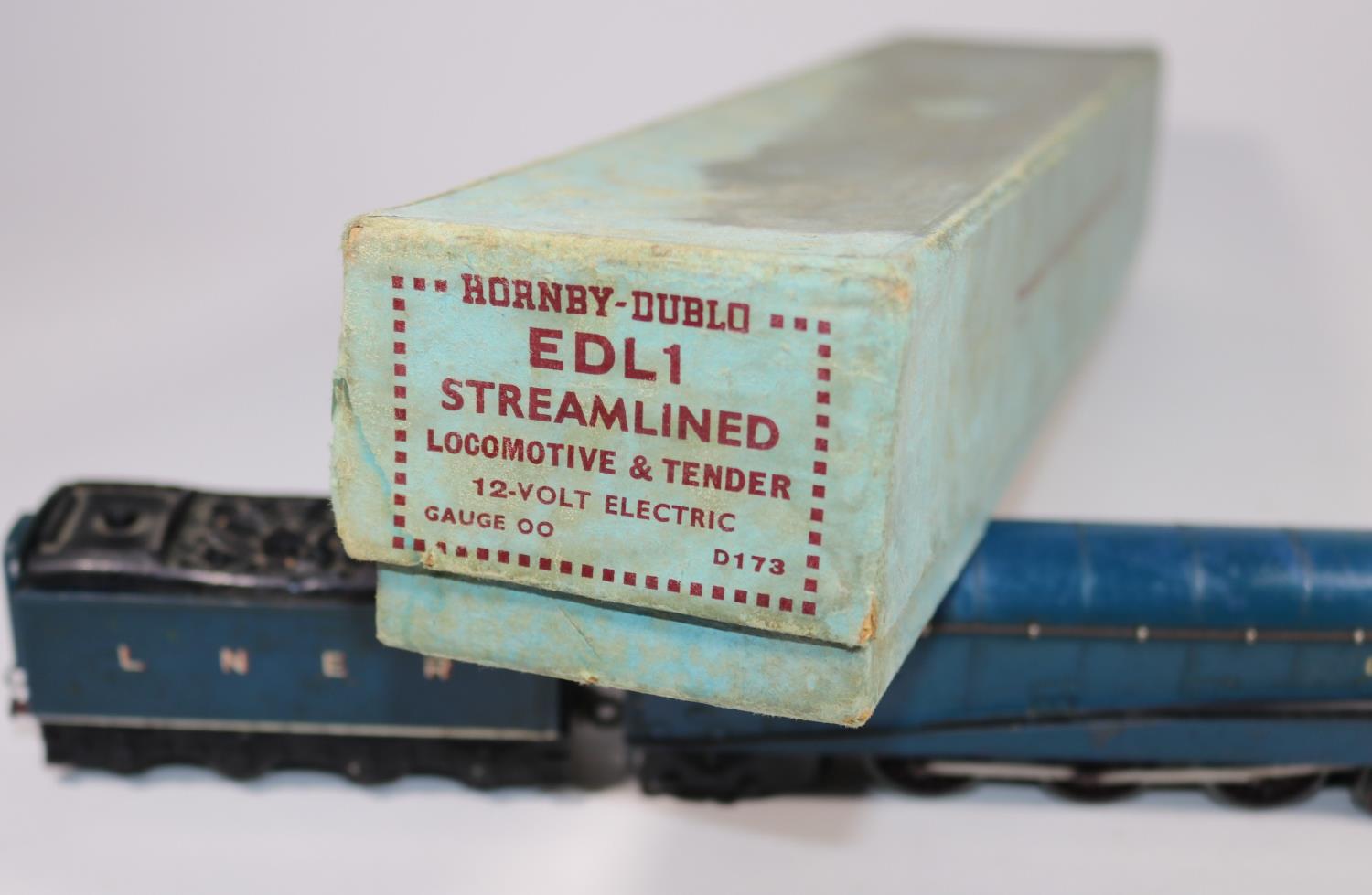 A rare pre-war Hornby Dublo 3-rail electric Class A4 LNER tender locomotive Sir Nigel Gresley, ( - Image 3 of 3