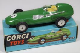 Corgi Toys Vanwall Formula 1 Grand Prix Racing Car (150). Without suspension in dark green, RN1,