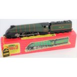 Hornby Dublo Railway BR Class A4 4-6-2 tender locomotive, Golden Fleece (2211) RN 60030 in lined