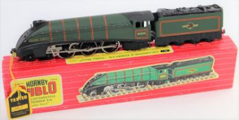 Hornby Dublo Railway BR Class A4 4-6-2 tender locomotive, Golden Fleece (2211) RN 60030 in lined