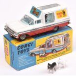 Corgi Toys Kennel Service Wagon with For Dogs (Based on the Chevrolet Impala) (486). In white and