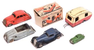 5x Tri-ang Minic vehicles. A post-war Streamline Saloon (9M) in red. A pre-war Streamline Sports