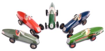 5x Tri-ang Minic clockwork Racing Cars (13M). All post-war examples; red - RN6, green - RN6, dark