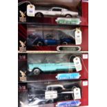 4 1:18 Road Legends series American Cars. 2x Chevrolet Bel Air convertible in turquoise with white