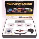 A Graham Farish by Bachmann N gauge 'Freight Starter Train Set' (370-051). Comprising; a BR Class 08