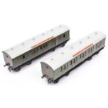 2 Bing Gauge One Southern Railway passenger coaches. A Third class side-corridor coach with