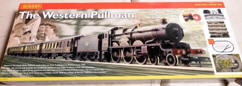 Hornby Railways Boxed Set, 'The Western Pullman'. (R.1048). Comprising a BR Castle Class 4-6-0