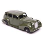 Dinky Toys 39 Series Packard Super Eight (39a). An example in dark gloss olive green with black
