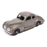 Dinky Toys 39 Series Studebaker State Commander (39f). An example in dark grey with black ridged