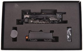 A Bachmann Spectrum HO gauge USRA Light 4-8-2 mountain tender locomotive (81601), in unlined black