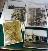 2 Folders of WWI press issue photographs, many relating to King George V and Edward, Prince of