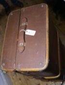 An early 20th Century travelling trunk or steamer trunk. Wood strip bindings and with striped