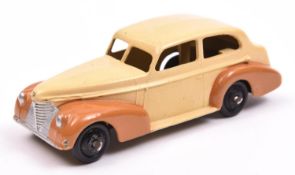 A scarce Dinky Toys 39 Series Oldsmobile 6 sedan (39b). An example in two tone U.S. export