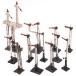 11x O Gauge tinplate and wooden model railway semaphore signals by Marklin etc. Including single arm
