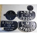 5x railway wagon builder's plates. LMS standard 13-ton; 478529. LMS 'target' shaped 1946 standard