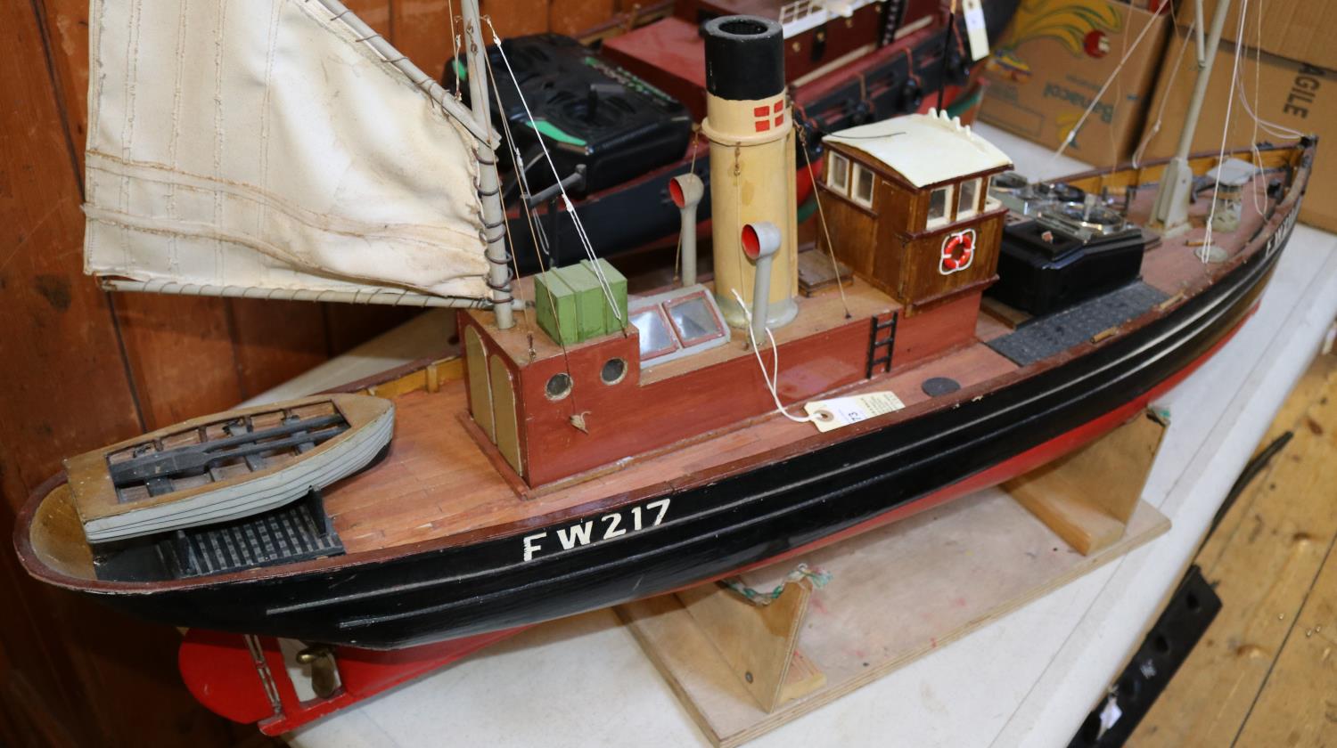 An impressively large scale model of a steam and sail assisted drifter trawler, 'Hillary' 116cm in