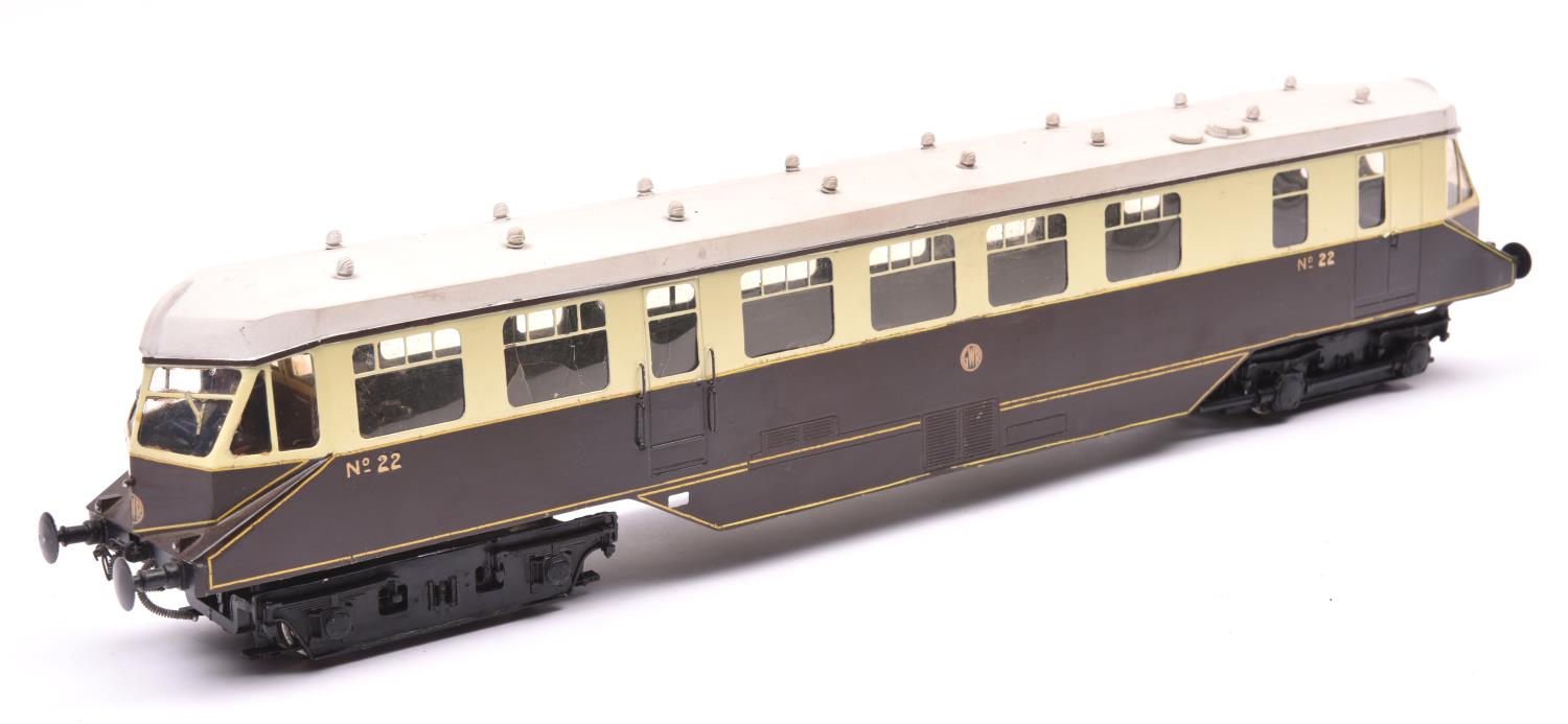 An O gauge Rivarossi GWR streamlined railcar, No.22. Brass body in chocolate and cream livery with