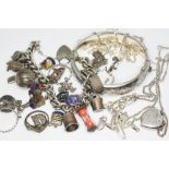 A mixed lot of silver jewellery, various marks, gross wt. 148g.