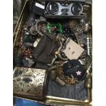 Tray of mixed jewellery etc