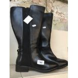 Pair of ladies boots as new black size 6