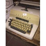Grundig Triumph Universal 20 vintage typewriter.