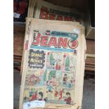 A quantity of 1980s Beano comics