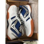 Boxed Victor V-300 squash/badminton trainers - UK size 8