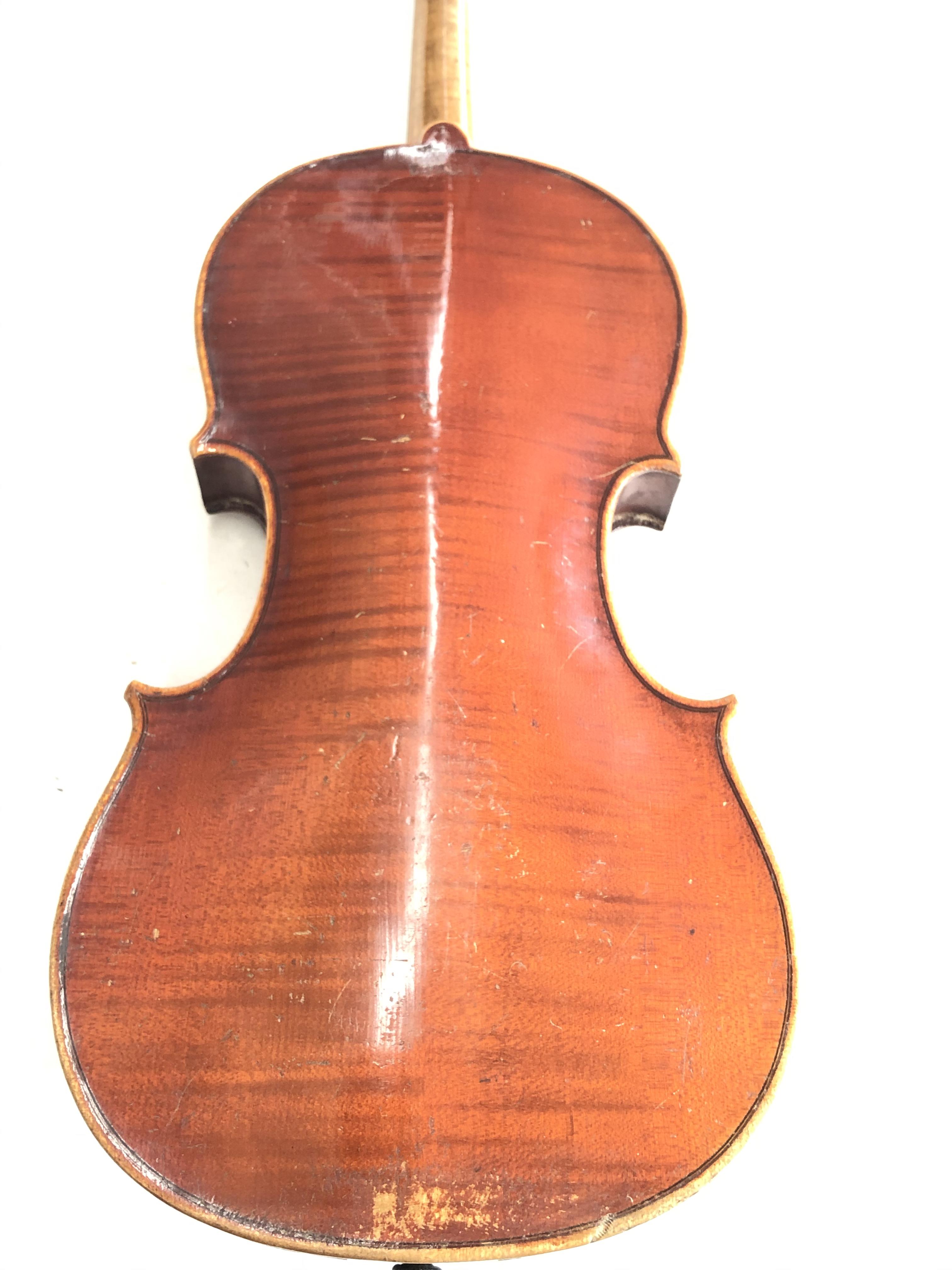 A late 19th violin bearing interior label 'Antonius Stradivarius Cremonensis Faciebat Anno 1777 Made - Bild 4 aus 25