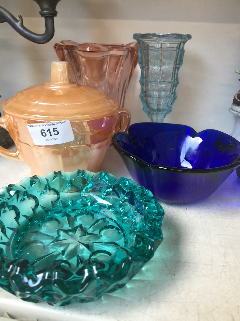 5 pieces of coloured glassware