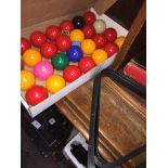 A set of pool balls with two triangles