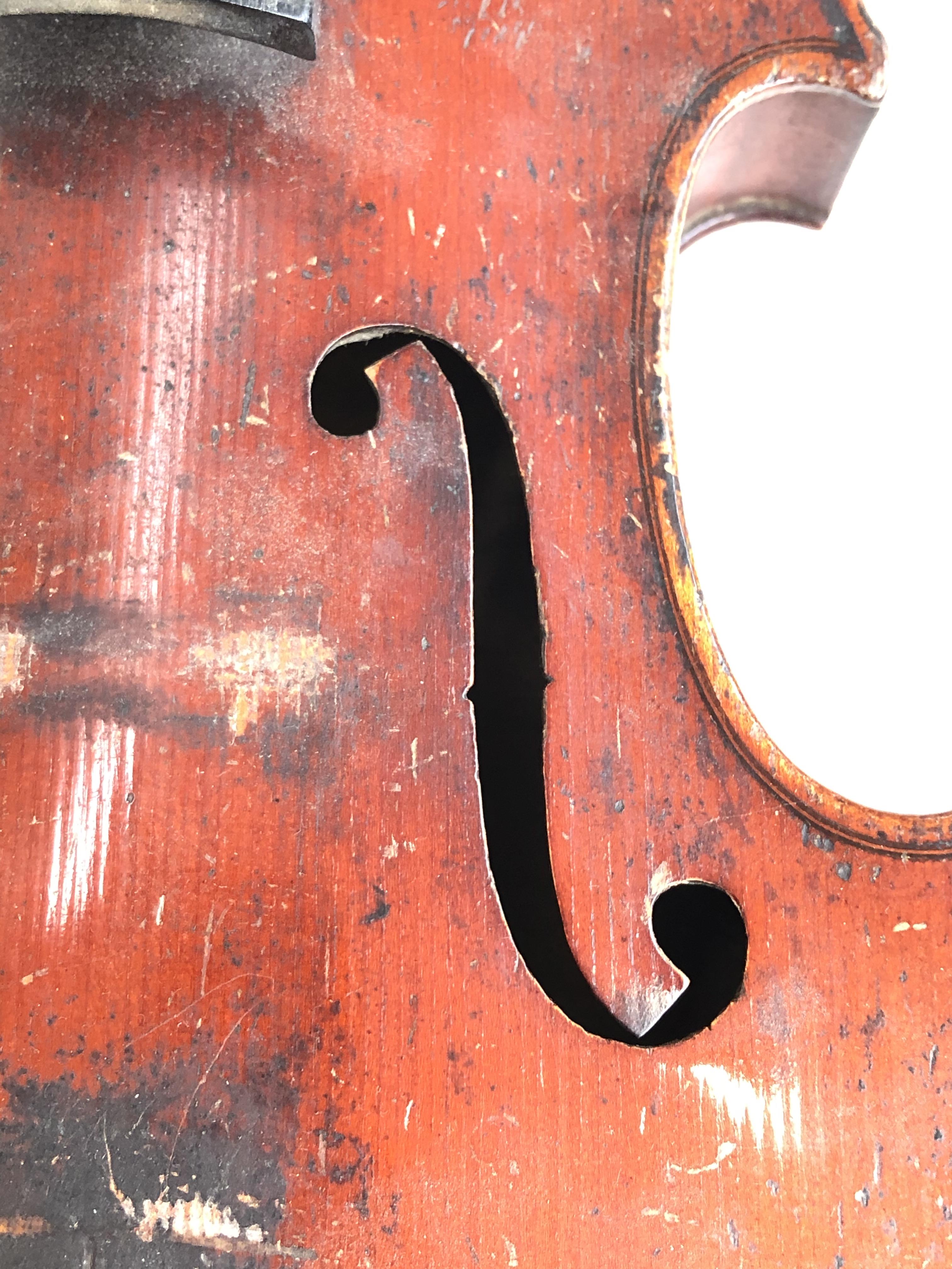A late 19th violin bearing interior label 'Antonius Stradivarius Cremonensis Faciebat Anno 1777 Made - Bild 13 aus 25