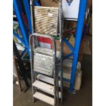 2 sets of aluminium ladders.