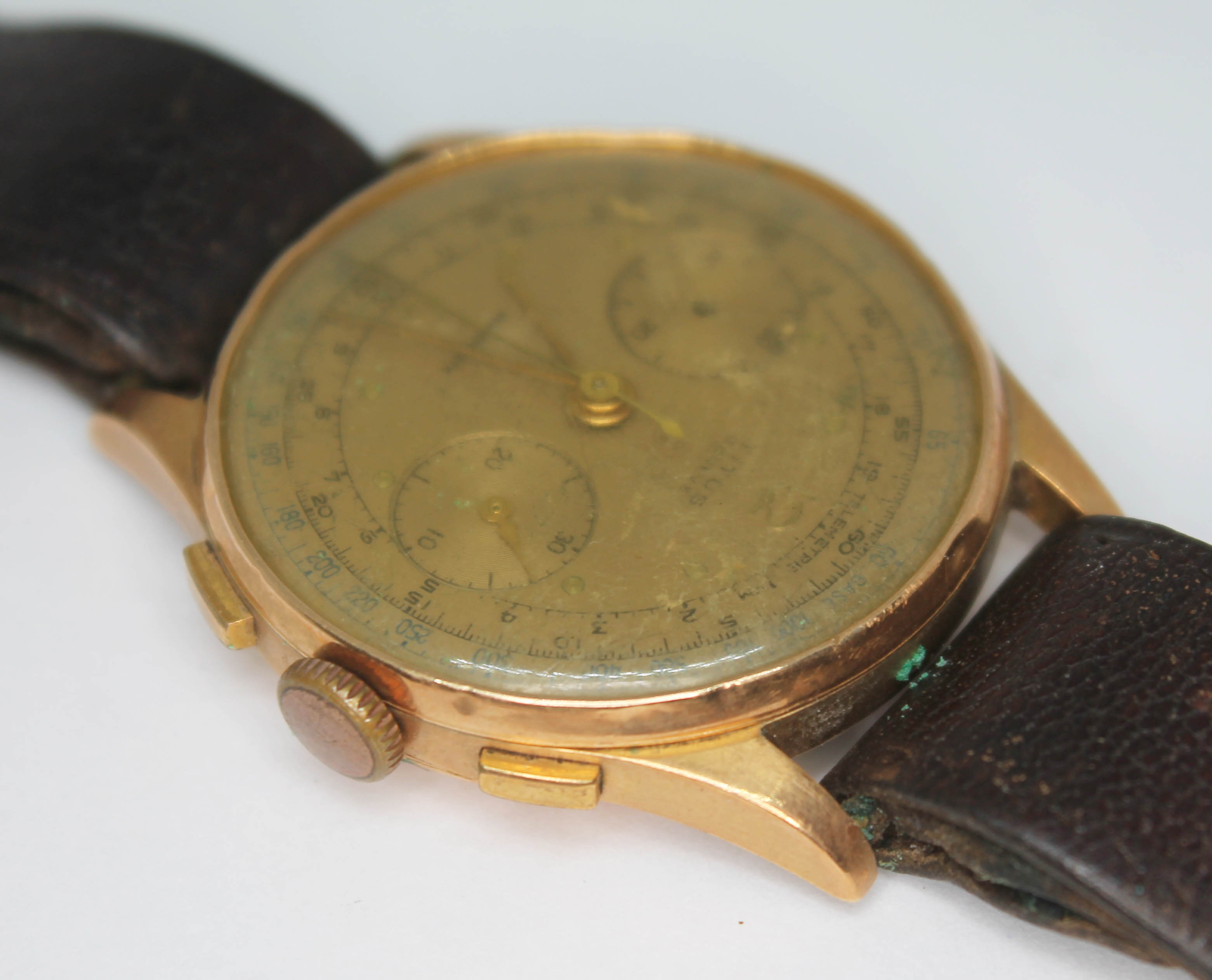 A vintage Titus Geneve chronograph, circa 1940s, having signed copper coloured dial with - Image 5 of 5