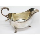 A hallmarked silver sauce boat, wt. 4oz.