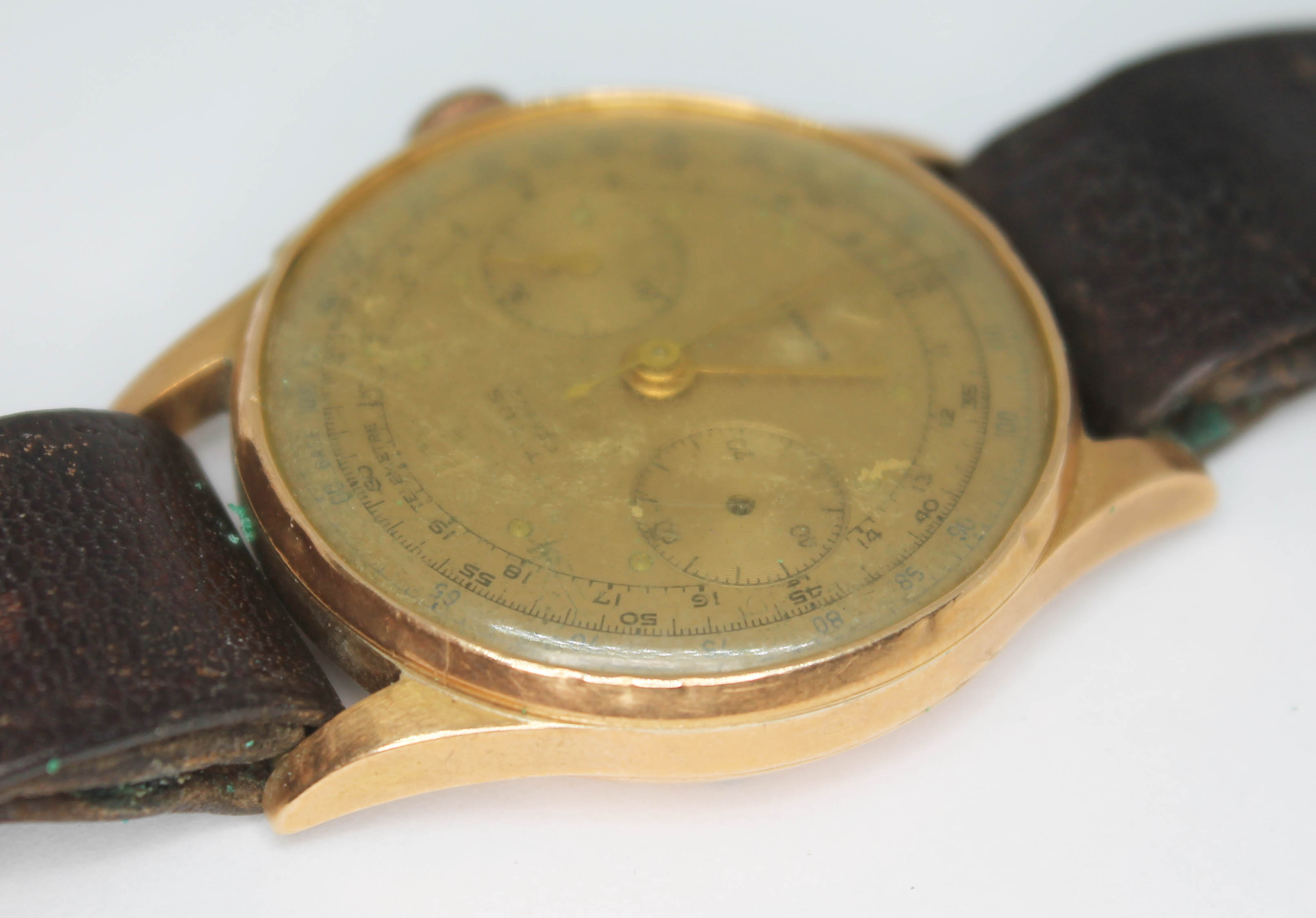 A vintage Titus Geneve chronograph, circa 1940s, having signed copper coloured dial with - Image 3 of 5