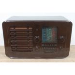 A vintage Ekco bakelite valve radio set.