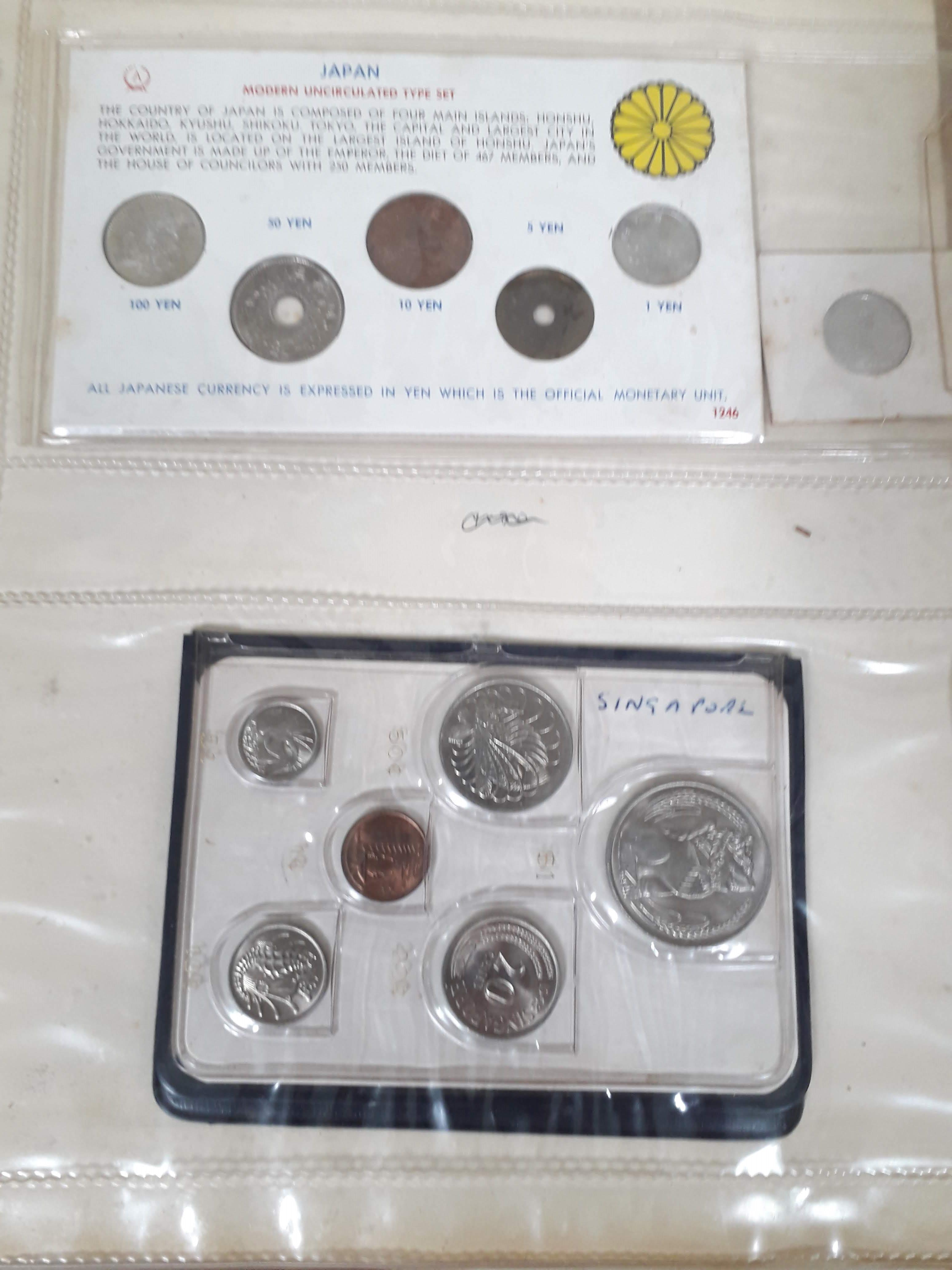 An album of GB and world coins, mainly proof sets, mid 20th century. - Bild 9 aus 12