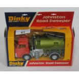 Dinky toys Johnston Road Sweeper 449, with box.